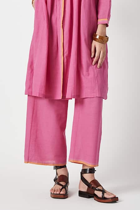 Payal Pratap Pink Cotton Shawl Neck Dianthus Smocked Bodice Kurta With Pant Online at Aza Fashions Payal Pratap_Pink Cotton Shawl Neck Dianthus Smocked Bodice Kurta With Pant _Online_at_Aza_Fashions