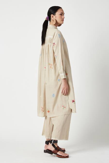 Buy Payal Pratap Beige Handloom Cotton Embroidery Collared Monet Kurta With Pant Online at Aza Fashions Buy_Payal Pratap_Beige Handloom Cotton Embroidery Collared Monet Kurta With Pant _Online_at_Aza_Fashions