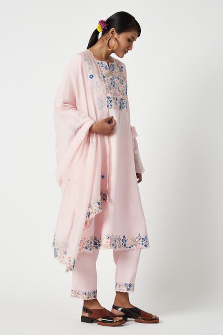 Buy Payal Pratap Pink Linen Embroidery Split V-neck Sally Vine Kurta Pant Set Online at Aza Fashions Buy_Payal Pratap_Pink Linen Embroidery Split V-neck Sally Vine Kurta Pant Set _Online_at_Aza_Fashions
