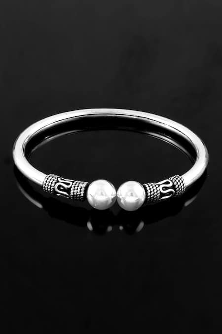 Noor Classic Twister Bangle 