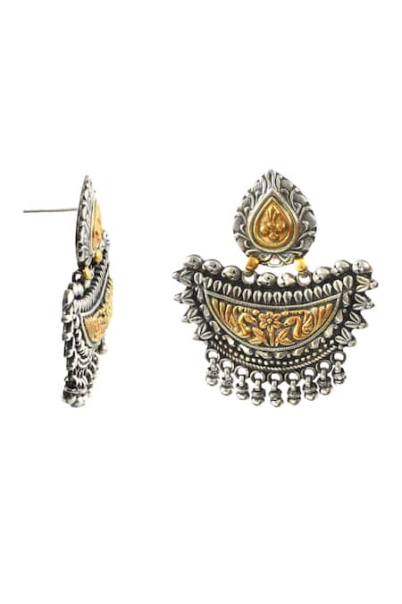 Noor_Gold Plated Studs Dual Toned Diya Carved Earrings_Online_at_Aza_Fashions