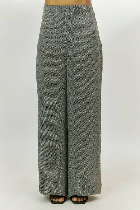 Buy Nadima Saqib Black Crepe Sequins Round Neck Geometric Print Kurta With Flared Pant Online at Aza Fashions Buy_Nadima Saqib_Black Crepe Sequins Round Neck Geometric Print Kurta With Flared Pant _Online_at_Aza_Fashions