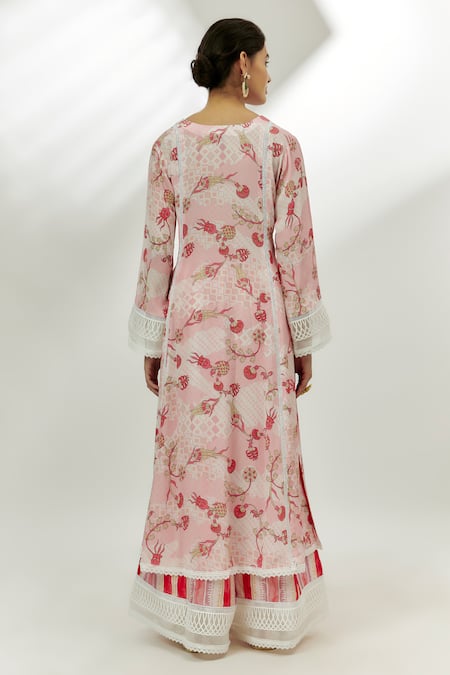 Shop Nadima Saqib Pink Crepe, Georgette, Denim Lace, Embroidery V-neck Floral Print Kurta Pant Set at Aza Fashions Shop_Nadima Saqib_Pink Crepe, Georgette, Denim Lace, Embroidery V-neck Floral Print Kurta Pant Set _at_Aza_Fashions