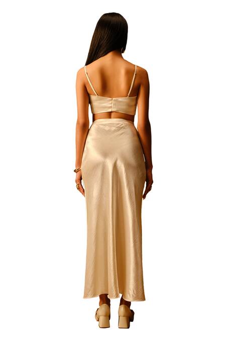 Aroka Ivory Velvet Embroidery Scoop Neck Rose Crop Top at Aza Fashions Aroka_Ivory Velvet Embroidery Scoop Neck Rose Crop Top_at_Aza_Fashions