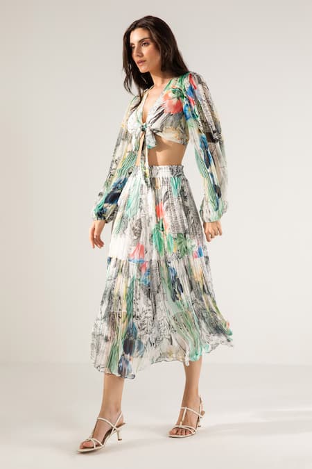 Reena Sharma Off White Chiffon, Viscose Advika Abstract Print Crop Top And Tiered Skirt Set Online at Aza Fashions Reena Sharma_Off White Chiffon, Viscose Advika Abstract Print Crop Top And Tiered Skirt Set _Online_at_Aza_Fashions