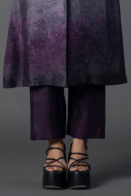 Shop Clos Purple Silk Embroidery Collared Straight Ombre Print Panelled Kurta Online at Aza Fashions Shop_Clos_Purple Silk Embroidery Collared Straight Ombre Print Panelled Kurta _Online_at_Aza_Fashions