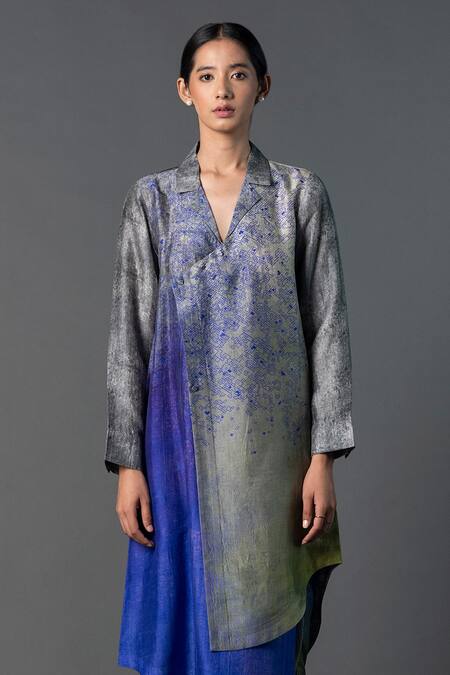 Clos_Grey Silk Collared Assymetric Print Pleated Shirt Tunic With Pant _at_Aza_Fashions
