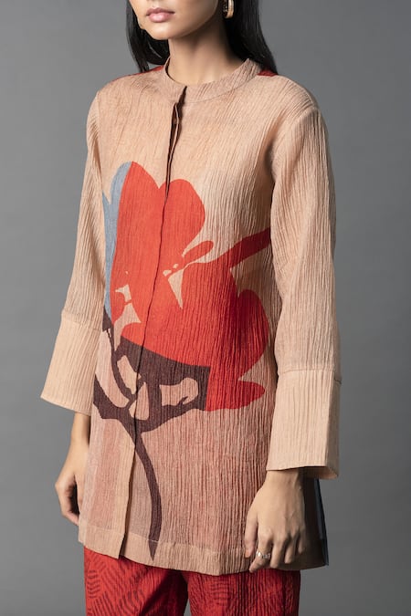 Clos_Multi Color Silk Mandarin Collar Grandeur Contemporary Print Kurta And Pant Set _Online_at_Aza_Fashions