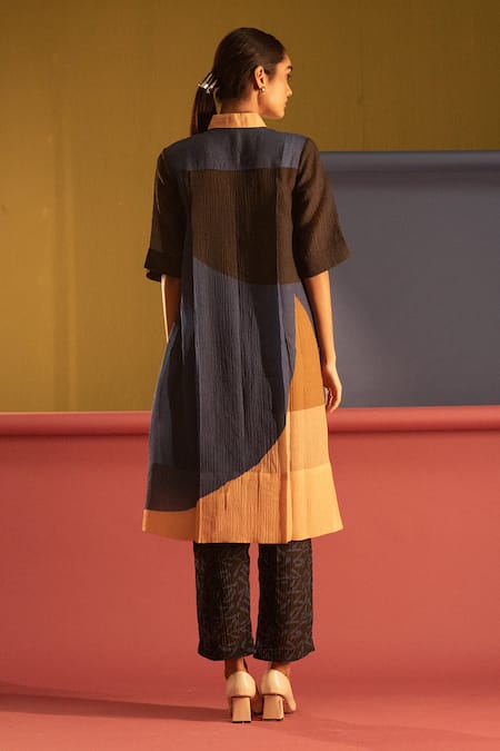 Shop_Clos_Multi Color Silk Collared Abstract Print Straight High-low Kurta And Pant Set _at_Aza_Fashions