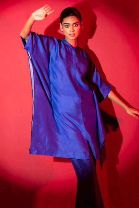 Clos_Blue Silk Mandarin Collar Asymmetric Kaftan Tunic With Pant _Online_at_Aza_Fashions