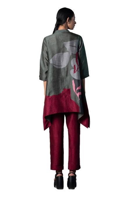 Buy Clos Grey Silk Sequins Mandarin Collar Embroidered Kurta With Pant Online at Aza Fashions Buy_Clos_Grey Silk Sequins Mandarin Collar Embroidered Kurta With Pant _Online_at_Aza_Fashions