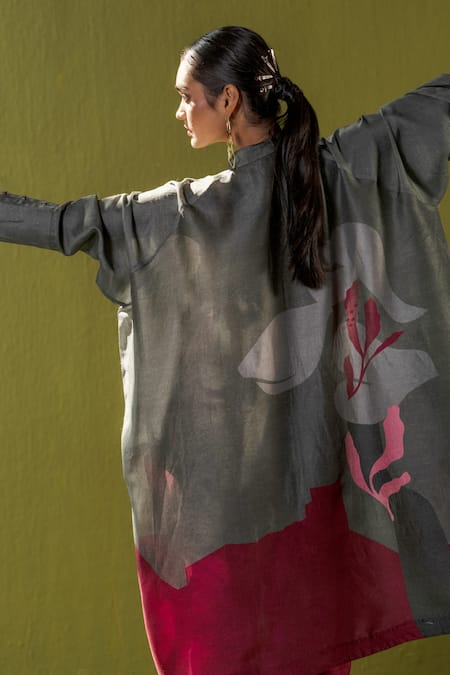 Shop_Clos_Grey Silk Sequins, Embroidery Collared Kurta And Pant Set _at_Aza_Fashions