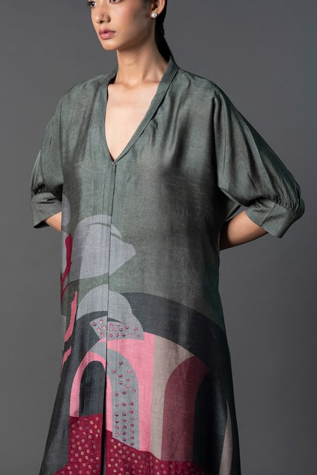 Shop_Clos_Grey Silk Sequins V-neck A-line Embroidered Kurta With Pant _Online_at_Aza_Fashions