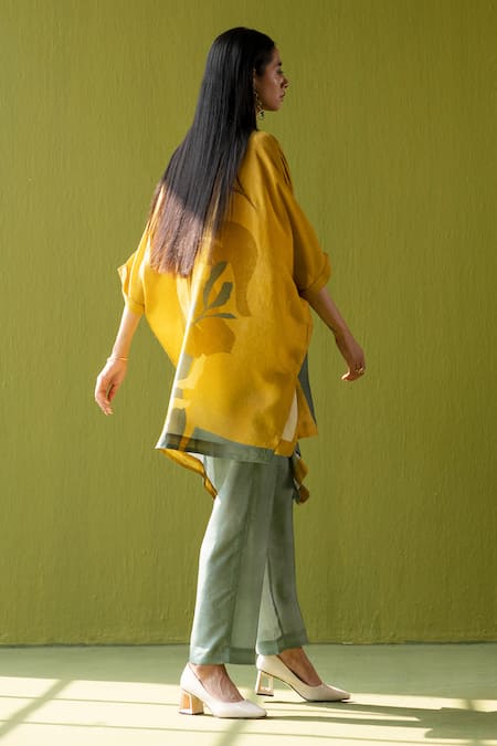 Clos Abstract Printed Kurta Set With Sequins 