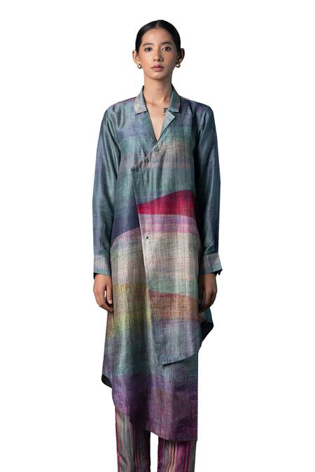 Buy_Clos_Grey Silk Collared Asymmetric Printed Kurta With Pant 