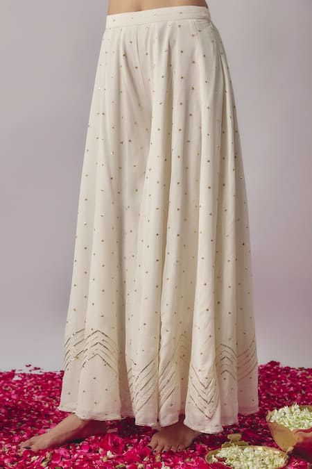 Krishna Padia White Chiffon, Crepe Sequins, Fleur Garden Print And Embellished Kurta Sharara Set Online at Aza Fashions Krishna Padia_White Chiffon, Crepe Sequins, Fleur Garden Print And Embellished Kurta Sharara Set _Online_at_Aza_Fashions