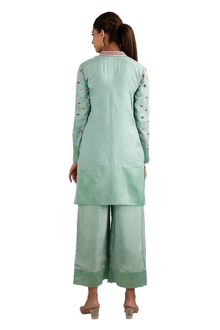 Label Deepshika Agarwal Blue Organza, Cotton Embroidery Bandeau Neck Floral Hand Kurta Set Online at Aza Fashions Label Deepshika Agarwal_Blue Organza, Cotton Embroidery Bandeau Neck Floral Hand Kurta Set _Online_at_Aza_Fashions