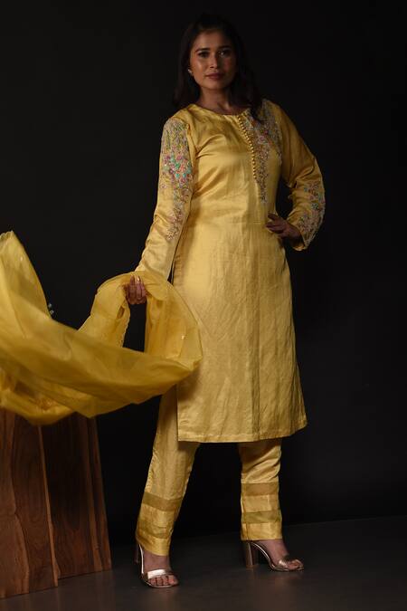 Buy_Label Deepshika Agarwal_Yellow Organza, Modal, Satin Embroidery, Sequins, Floral Garden Kura Pant Set _Online_at_Aza_Fashions
