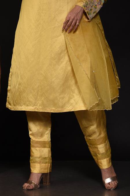 Buy Label Deepshika Agarwal Yellow Organza, Modal, Satin Embroidery, Sequins, Floral Garden Kura Pant Set Buy_Label Deepshika Agarwal_Yellow Organza, Modal, Satin Embroidery, Sequins, Floral Garden Kura Pant Set