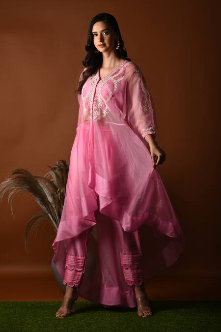 Label Deepshika Agarwal_Pink Organza Embroidered Beads V-neck Leaf Kaftan Set _at_Aza_Fashions
