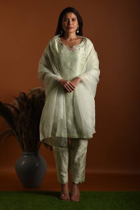 Label Deepshika Agarwal_Green Silk Beads Round Neck Leaf Embroidered Kurta Pant Set _at_Aza_Fashions