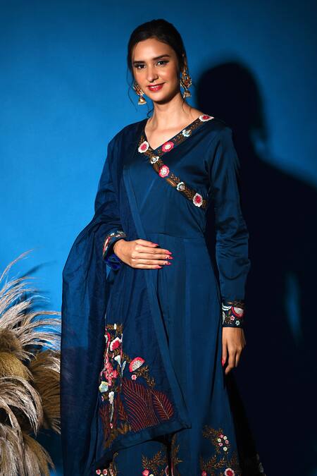 Buy_Label Deepshika Agarwal_Blue Silk Sequins, Embroidery V-neck Peacock Anarkali With Dupatta 