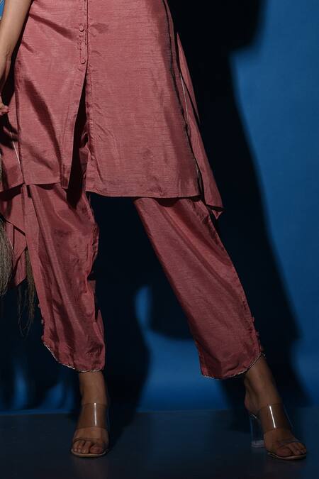 Label Deepshika Agarwal_Pink Silk Embroidery Round Neck Floral Thread Kurta And Pant Set _Online_at_Aza_Fashions