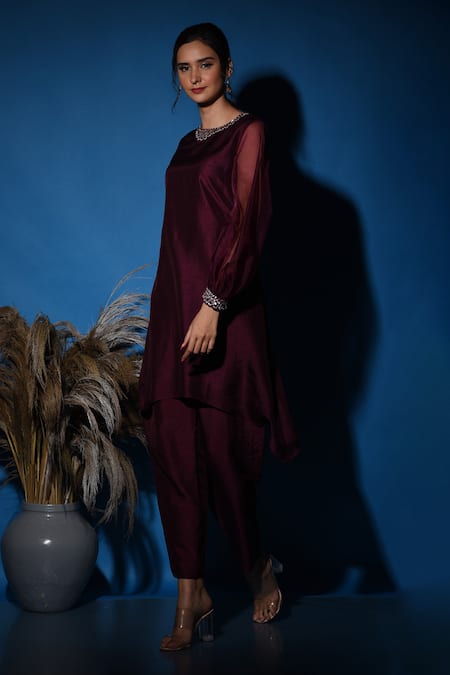 Buy_Label Deepshika Agarwal_Wine Silk, Organza Embroidery, Sequins Round Ballloon Sleeve Kurta With Pant _Online_at_Aza_Fashions