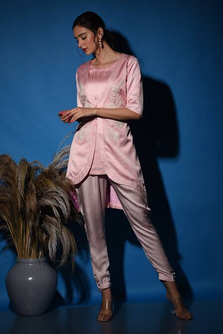 Label Deepshika Agarwal_Pink Satin Embroidery Round Neck Floral Jacket Kurta And Pant Set _at_Aza_Fashions