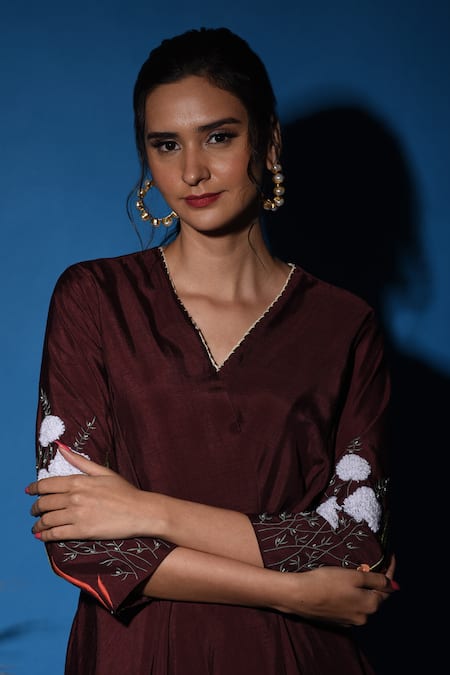 Shop_Label Deepshika Agarwal_Brown Silk Sequins, Embroidery V-neck Coffee Floral Kurta Pant Set 