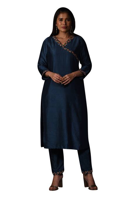 Shop_Label Deepshika Agarwal_Blue Satin, Silk Embroidery V-neck Leaf Kurta With Pant _Online_at_Aza_Fashions