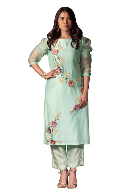 Buy_Label Deepshika Agarwal_Green Silk, Organza Embroidery, Applique Boat Neck 3d Floral Kurta With Pant 