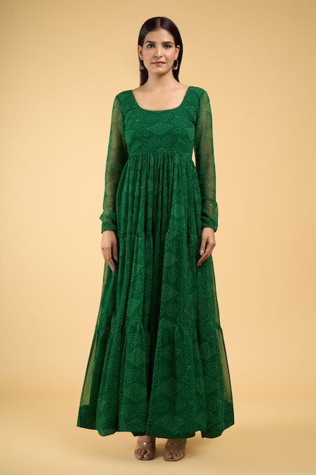 Buy Naintara Bajaj Green Chiffon Round Neck Paisley Bandhani Pattern Tiered Anarkali With Dupatta Online at Aza Fashions Buy_Naintara Bajaj_Green Chiffon Round Neck Paisley Bandhani Pattern Tiered Anarkali With Dupatta _Online_at_Aza_Fashions