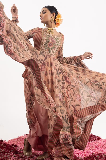 Buy Samant Chauhan Peach Cotton, Silk Cut Work, Embroidery Floral Bodice Anarkali With Dupatta Buy_Samant Chauhan_Peach Cotton, Silk Cut Work, Embroidery Floral Bodice Anarkali With Dupatta