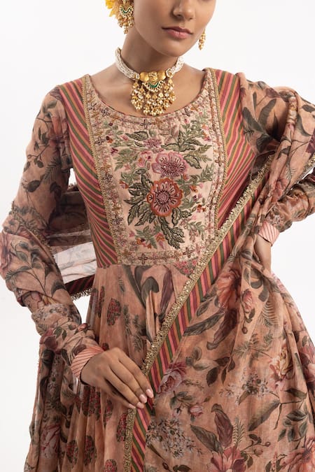 Shop Samant Chauhan Peach Cotton, Silk Cut Work, Embroidery Floral Bodice Anarkali With Dupatta Shop_Samant Chauhan_Peach Cotton, Silk Cut Work, Embroidery Floral Bodice Anarkali With Dupatta