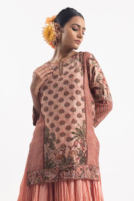 Samant Chauhan Peach Cotton, Silk Cut Work, Embroidery Collared Floral Print Kurta With Skirt Online at Aza Fashions Samant Chauhan_Peach Cotton, Silk Cut Work, Embroidery Collared Floral Print Kurta With Skirt _Online_at_Aza_Fashions