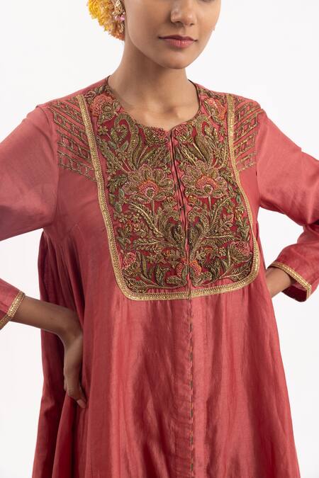 Buy Samant Chauhan Peach Cotton Silk Embroidery Floral Round Neck Yoke Kalidar Tunic Online at Aza Fashions Buy_Samant Chauhan_Peach Cotton Silk Embroidery Floral Round Neck Yoke Kalidar Tunic_Online_at_Aza_Fashions