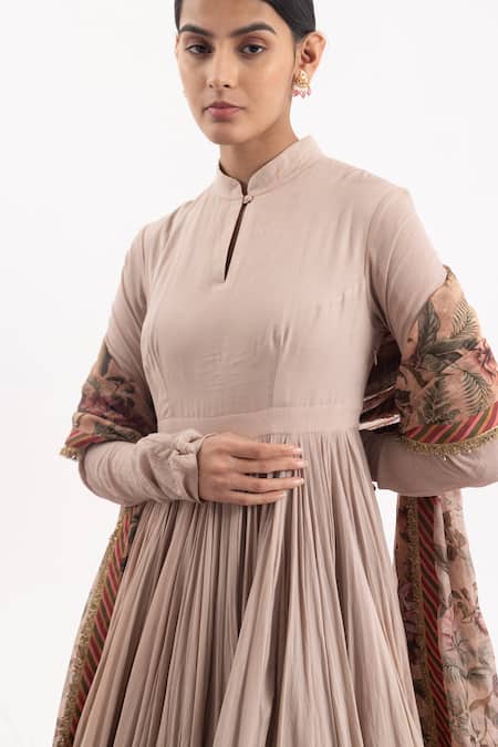 Buy Samant Chauhan Beige Cotton, Silk Embroidery Mandarin Pleated Anarkali With Printed Dupatta Online at Aza Fashions Buy_Samant Chauhan_Beige Cotton, Silk Embroidery Mandarin Pleated Anarkali With Printed Dupatta_Online_at_Aza_Fashions