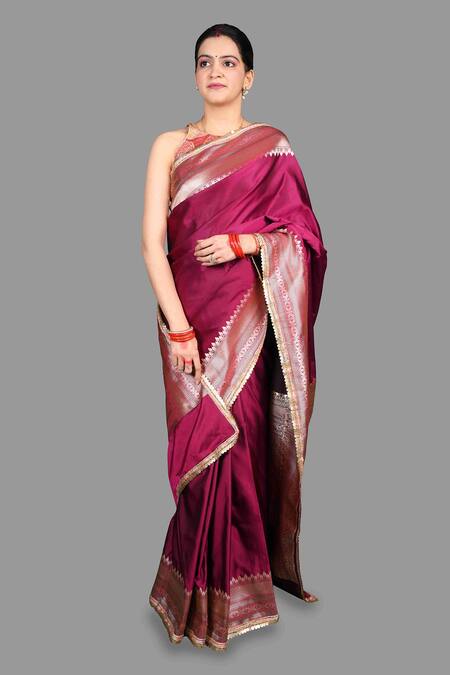 Zal From Benaras_Maroon Phool Border Woven Banarasi Handloom Saree With Unstitched Blouse Piece_Online_at_Aza_Fashions