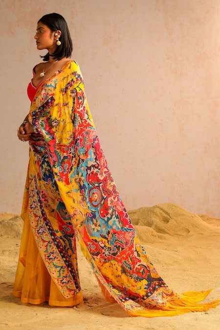Buy Aditi Gupta Yellow Organza, Georgette, Lycra Abstract Pattern Pre-draped Saree With Blouse Online at Aza Fashions Buy_Aditi Gupta_Yellow Organza, Georgette, Lycra Abstract Pattern Pre-draped Saree With Blouse _Online_at_Aza_Fashions