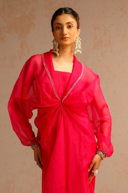 Aditi Gupta Pink Crepe Embroidered Thread Cape Shawl Lapel With Dress Online at Aza Fashions Aditi Gupta_Pink Crepe Embroidered Thread Cape Shawl Lapel With Dress _Online_at_Aza_Fashions