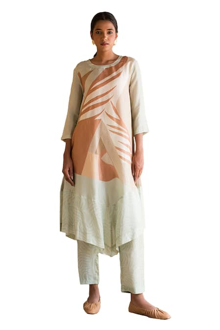 Clos_Green Silk Round Neck Printed Asymmetric Tunic Kurta With Pant _Online_at_Aza_Fashions