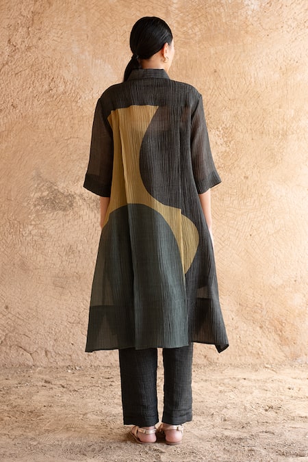 Shop_Clos_Grey Collared Abstract Print Tunic With Pant _at_Aza_Fashions