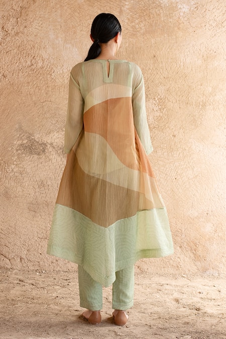 Shop_Clos_Green Cotton Round Neck Printed Asymmetric Tunic Kurta And Pant Set _at_Aza_Fashions
