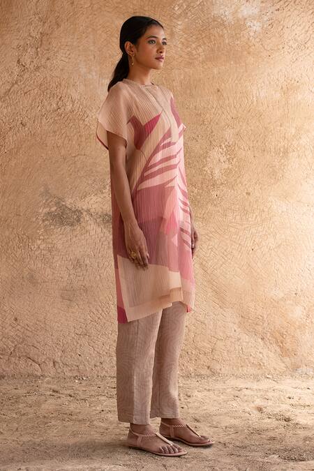 Clos_Beige Round Neck Abstract Print Straight Kurta With Pant _Online_at_Aza_Fashions