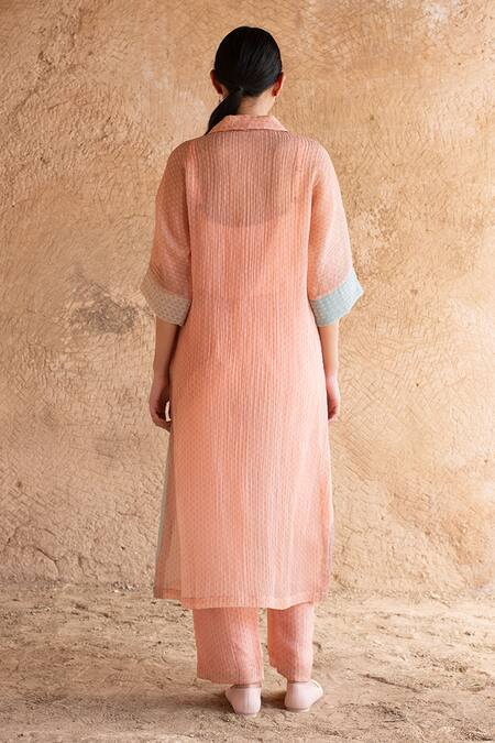Shop_Clos_Peach Cotton, Silk Collared Asymmetric Straight Kurta With Pant _at_Aza_Fashions