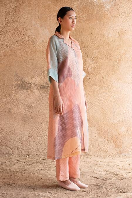 Buy_Clos_Peach Cotton, Silk Collared Asymmetric Straight Kurta With Pant _Online_at_Aza_Fashions