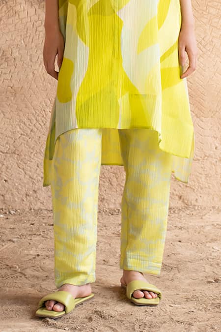 Clos_Green Silk Collared Asymmetric Tunic And Pant Set _Online_at_Aza_Fashions