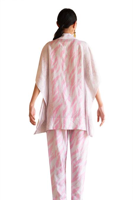 Buy_Clos_White Silk Collared Printed Short Kurta With Pant 