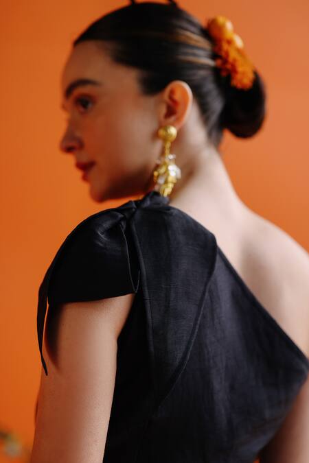 Label Rama_Black Silk Plain Asymmetric Hitachi Seaside One Shoulder Dress _Online_at_Aza_Fashions